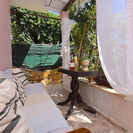 Apartment Muses Agios Georgios (Corfu)