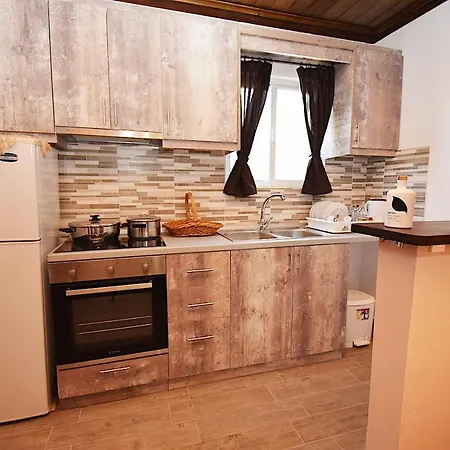 Muses Apartment Agios Georgios (Corfu)